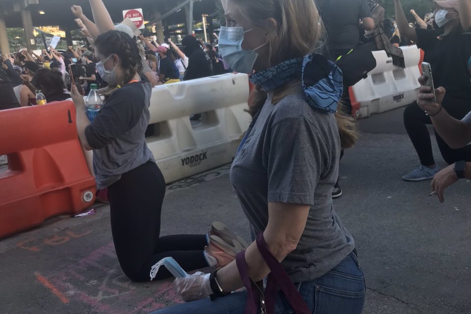 Julie Oliver Kneeling