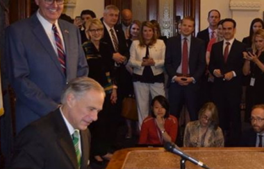 Greg Abbott Announces Grant Strengthening Electrical Reliability in East Texas