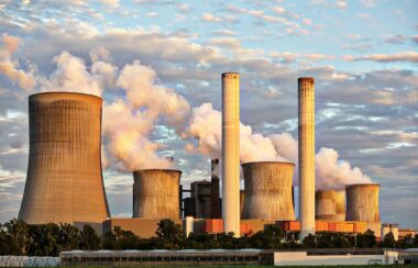 NRG Energy Secures $216M Texas Loan for New Houston Gas Power Units