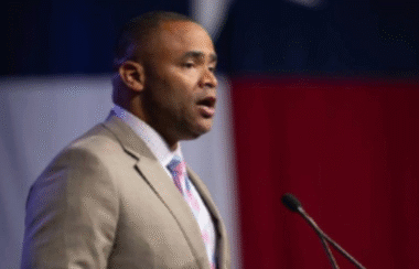Marc Veasey Fights Greg Abbot's H-1B Visa Freeze