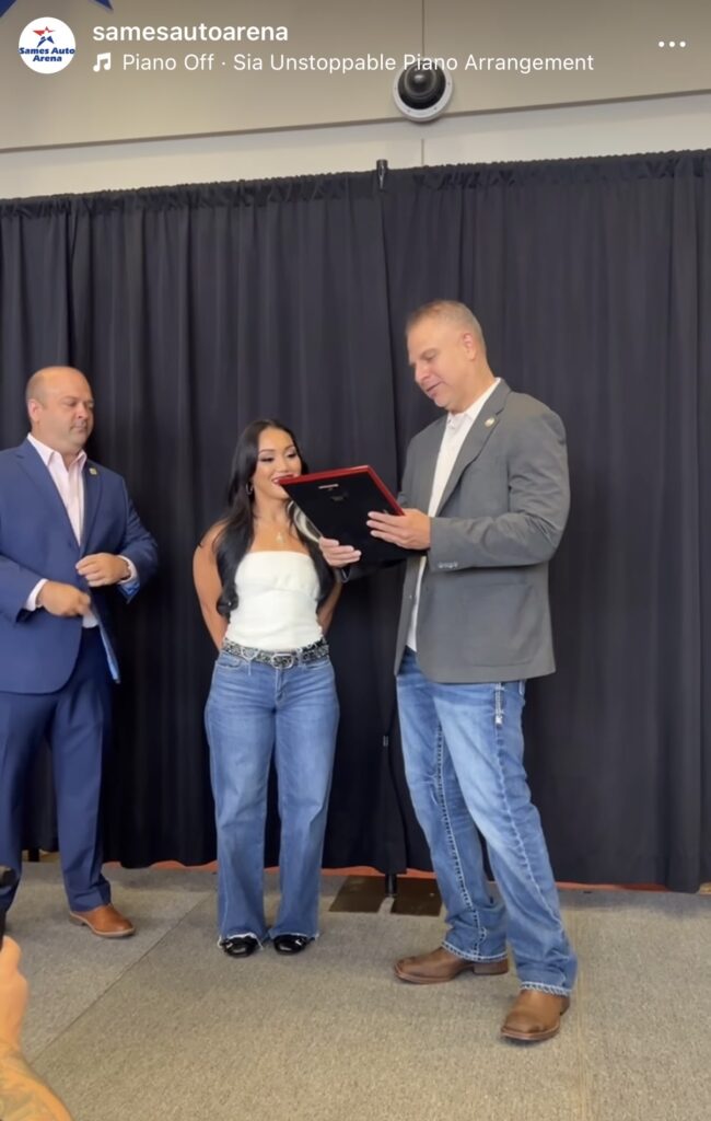 Roxanne Perez at Sames Auto Arena